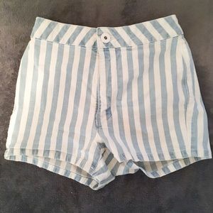 Bullhead striped high waisted shorts
